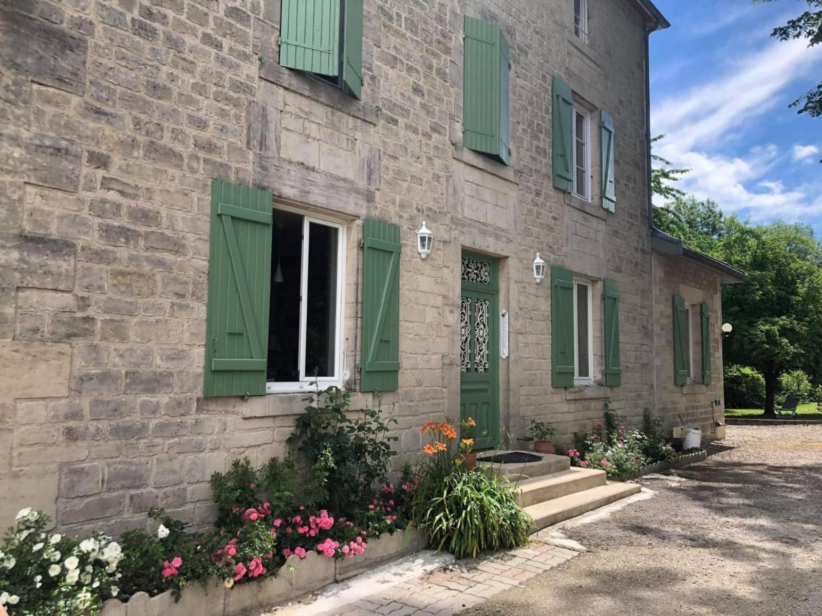 Le Moulin De Chamouilley Hotel Exterior photo
